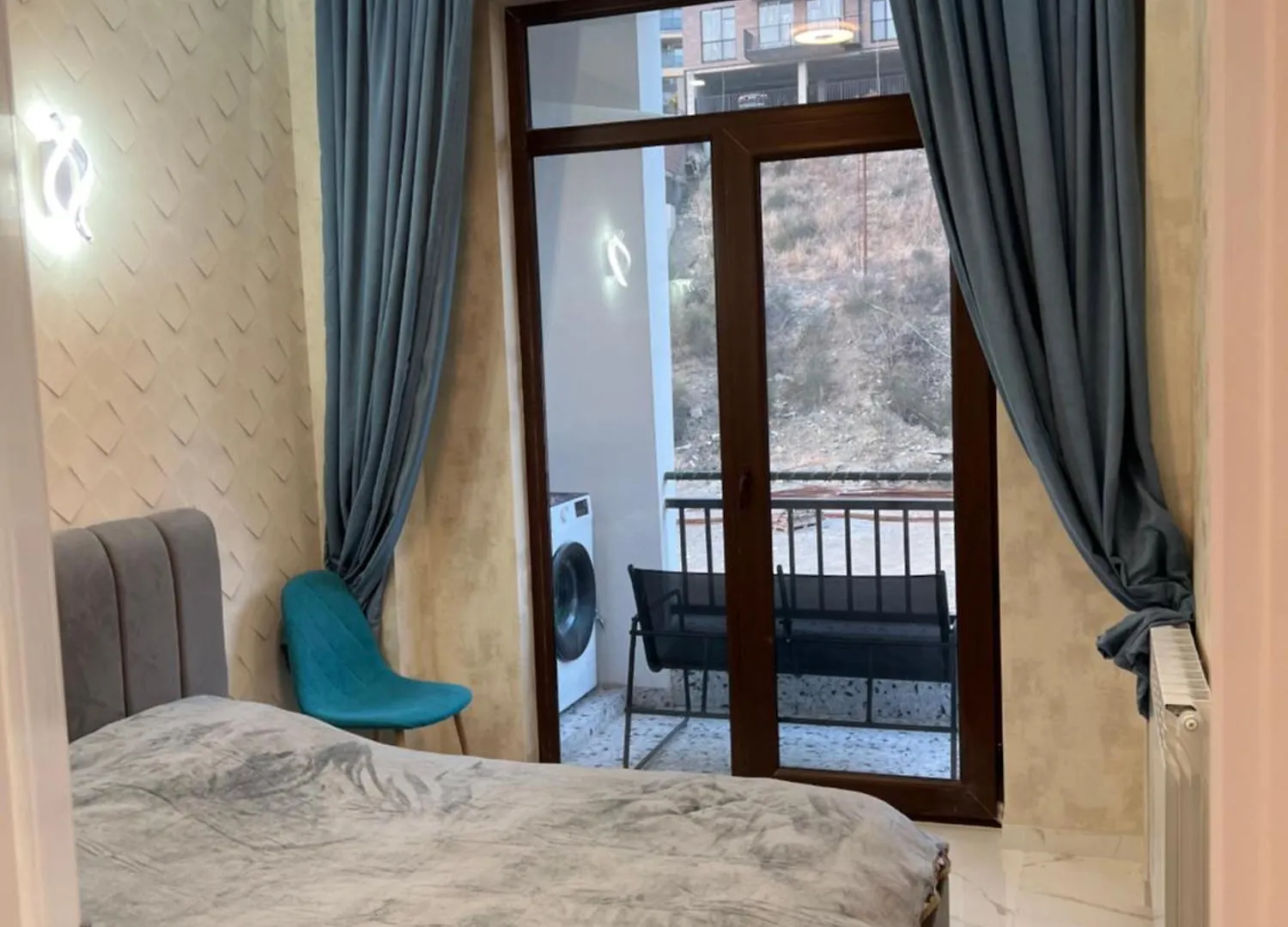 Apartment For Rent ティビリシ