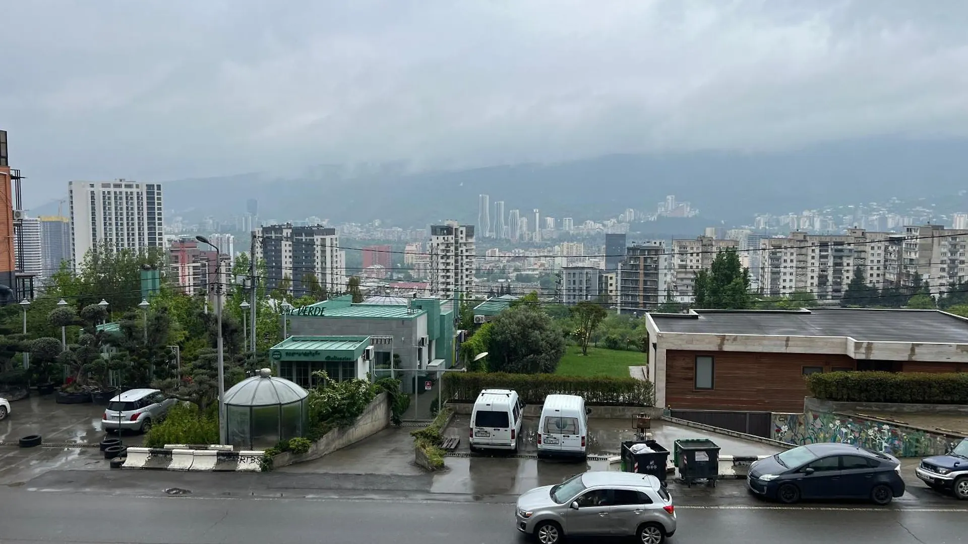 Apartment For Rent 트빌리시